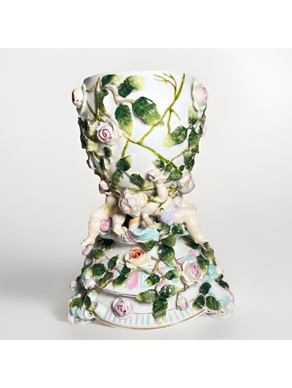 Antique Sitzendorf Dresden Porcelain Cherub Putti Centerpiece Roses Egg Vase 12"